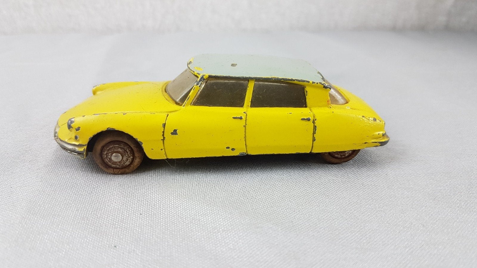 Dinky Toys Citroën DS 19, Ophalen of Verzenden, Gebruikt, Auto, Dinky Toys