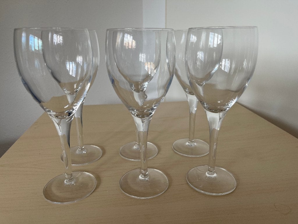 6 Nieuwe kristallen sierlijke wijnglazen, Huis en Inrichting, Ophalen, Glas of Glazen, Overige stijlen, Glas