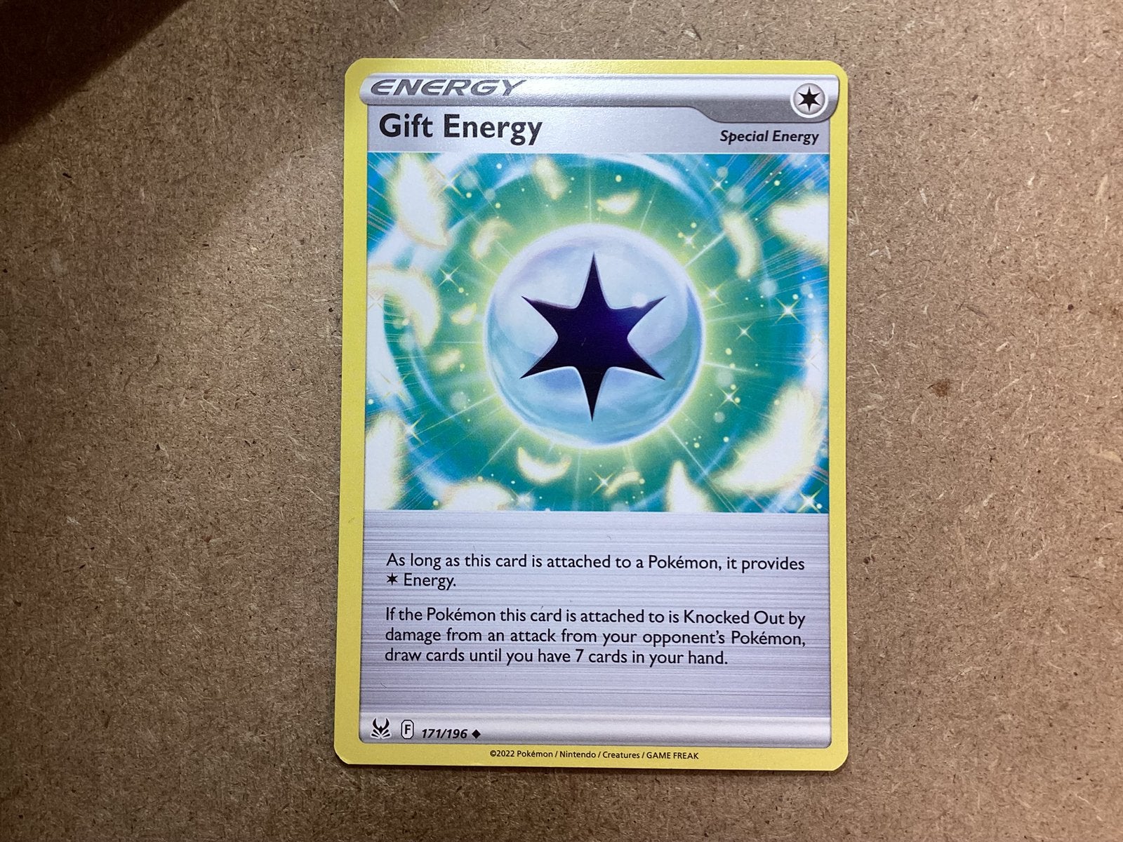 1x Gift Energy [LOR 171/196] (Near Mint), Ophalen of Verzenden, Zo goed als nieuw, Losse kaart