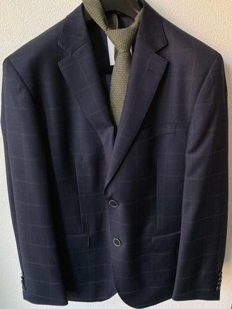 Prachtig kostuum Luxury Brand maat 24 zgan, Ophalen of Verzenden, Zo goed als nieuw, Maat 48/50 (M), Blauw