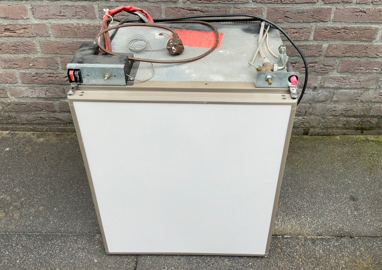 Elektrolux koelkast Kip caravan 37KK inbouw absorptie, Caravans en Kamperen, Ophalen of Verzenden, Gebruikt, Elektrisch