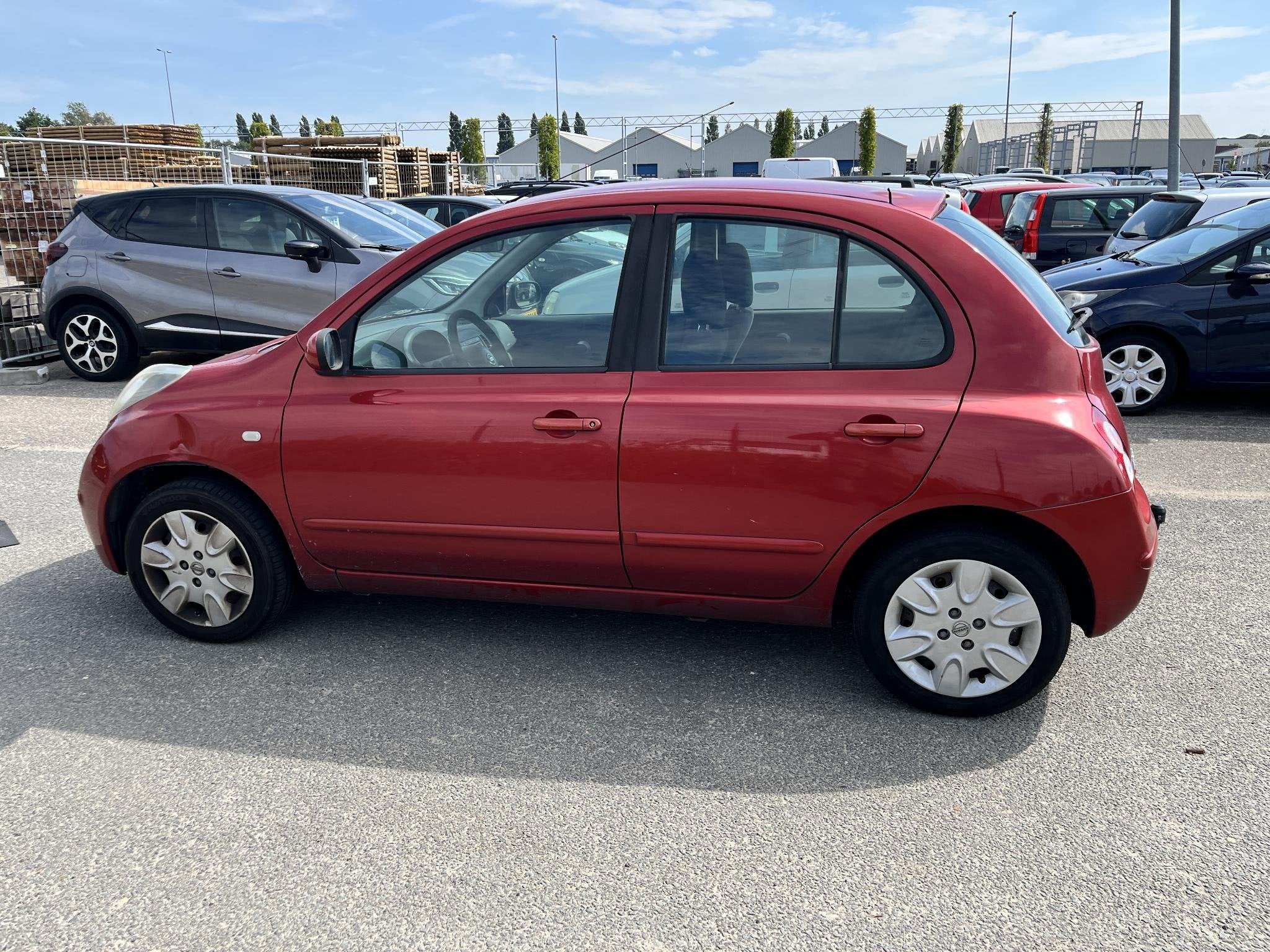 Nissan Micra 1.2 Acenta EXPORT ONLY! Airco, trekhaak, Voorwielaandrijving, Stof, Gebruikt, 31 €/maand