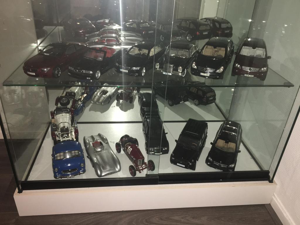 GEZOCHT 1:18 Verzameling Modelauto’s CMC, AUTOART, KYOSHO, Ophalen, Zo goed als nieuw, Auto, Autoart