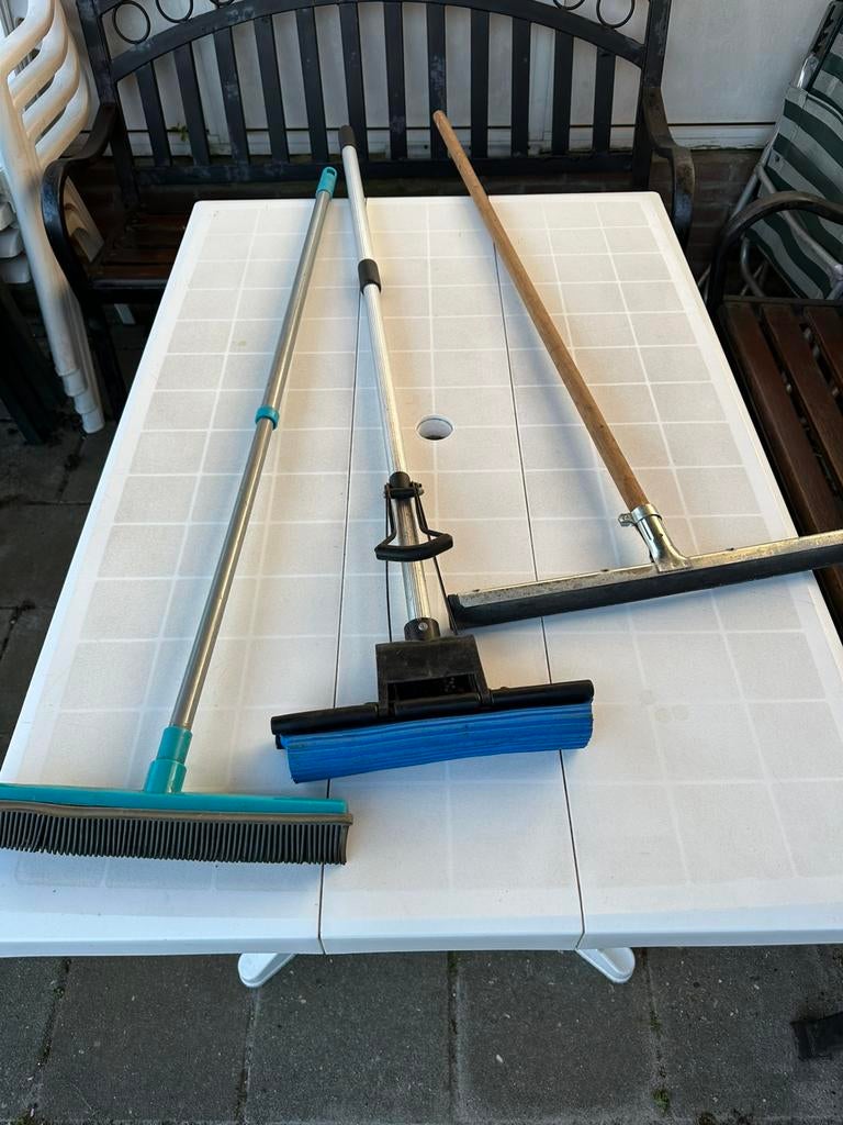 Bezemsteel, Ophalen of Verzenden, Zo goed als nieuw
