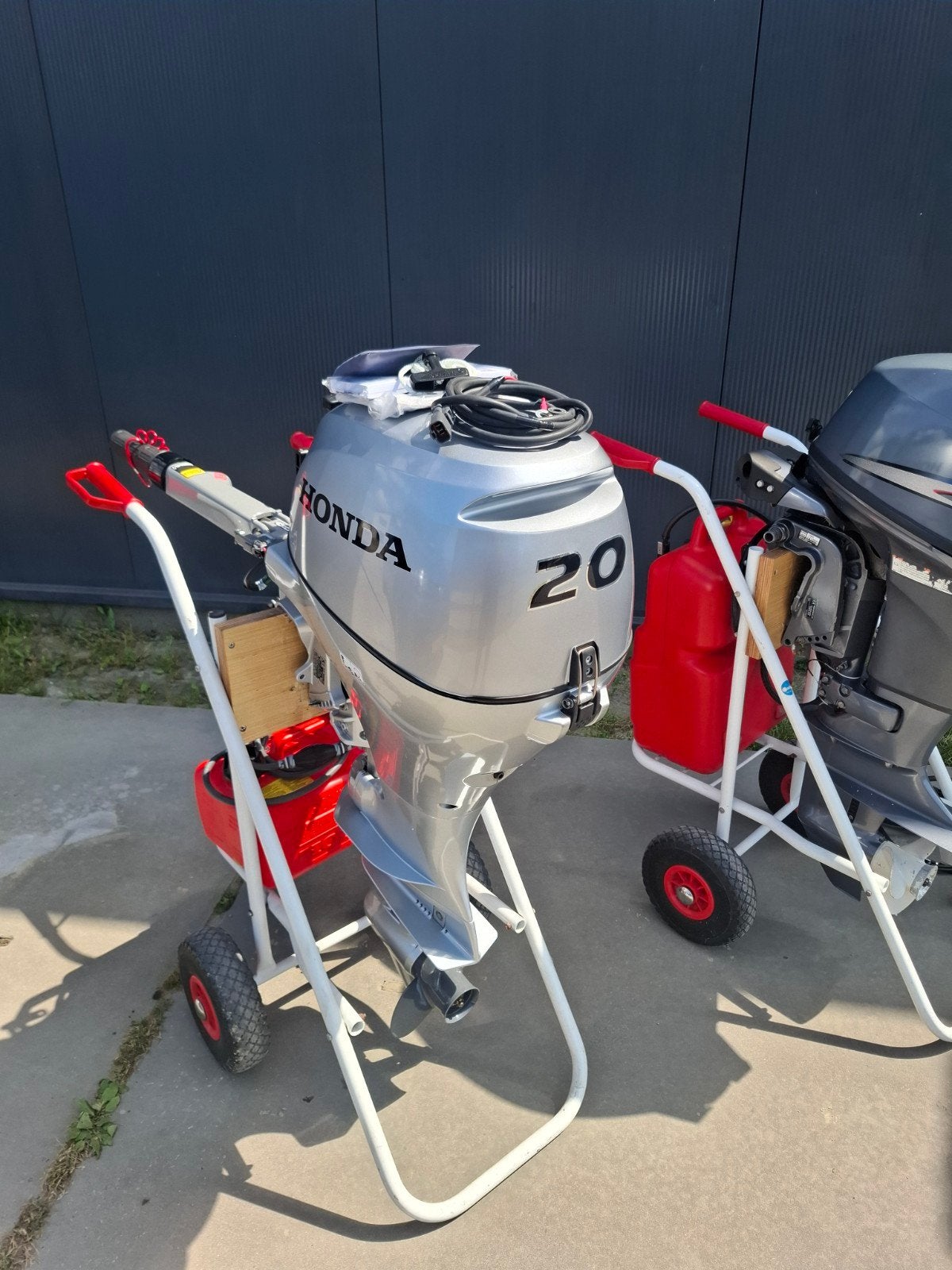 20pk Honda bj 2022 en 9.9pk mercury, Ophalen, 10 tot 30 pk, Viertaktmotor, Zo goed als nieuw