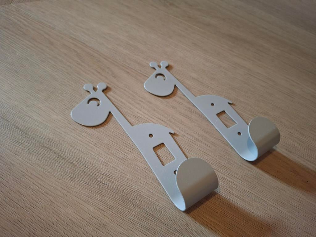 2x Done by Deer Raffi giraffe kapstok - grijs - nieuw, Huis en Inrichting, Ophalen of Verzenden, Nieuw, Minder dan 100 cm
