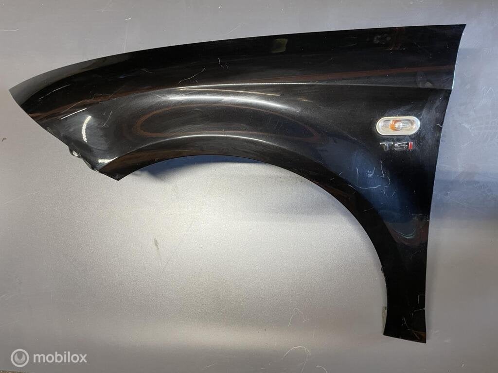 Voorscherm links zwart Seat Leon 1P ('05-'13), Auto-onderdelen, Gebruikt, Ophalen of Verzenden, Seat, Seat