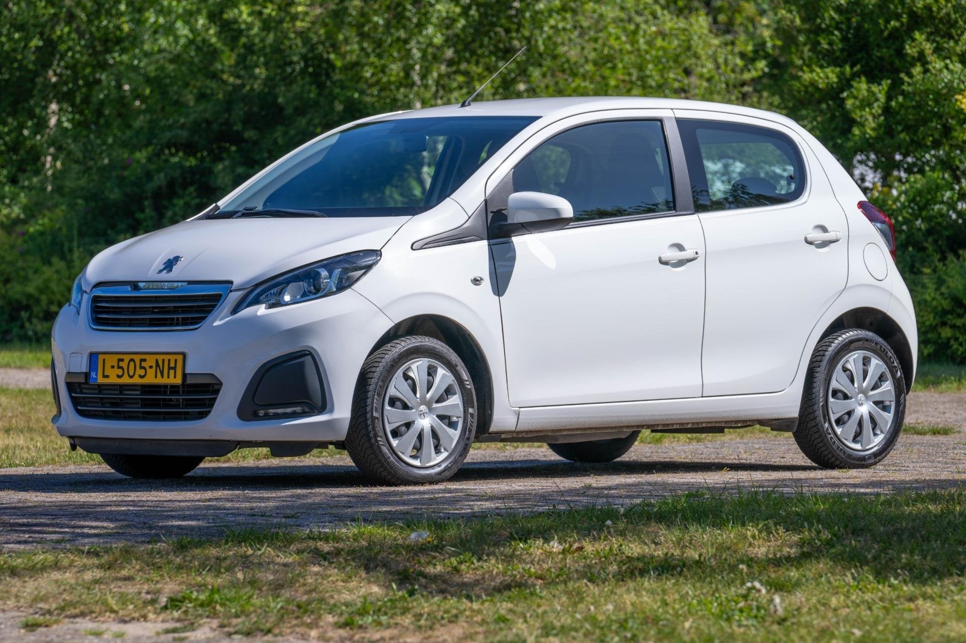 Peugeot 108 1.0 e-VTi Active 40.380 km +NAP NL-auto, Auto's, Stof, Gebruikt, Euro 6, Start-stop-systeem