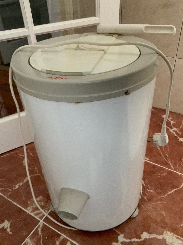 AEG centrifuge, Witgoed en Apparatuur, Wasdrogers, Ophalen, Gebruikt, Minder dan 85 cm, Bovenlader