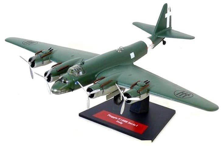 Piaggio P-108D Serie I Italy - 1:144, Schaalmodel, Ophalen of Verzenden, Eiberstraat 9 te Dokkum, Foto Meinema