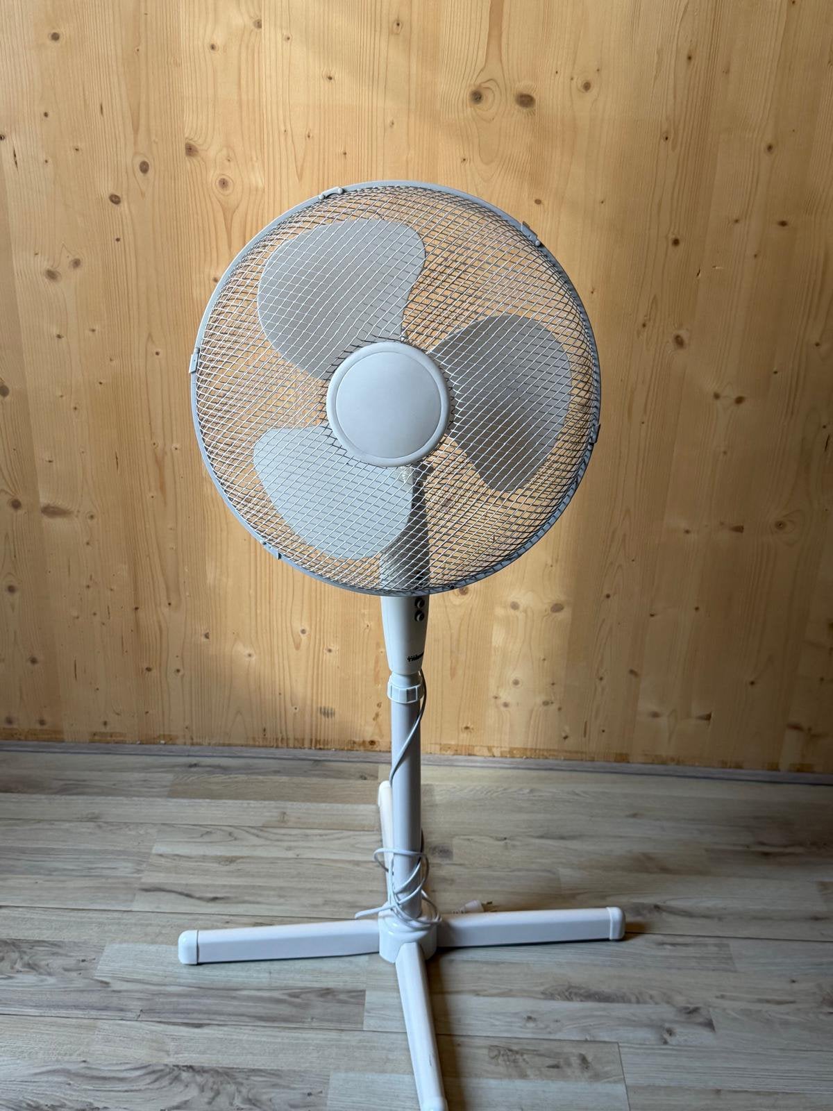 Tristar staande ventilator – 3 snelheden – goed werkend, Witgoed en Apparatuur, Ophalen, Zo goed als nieuw, Statiefventilator