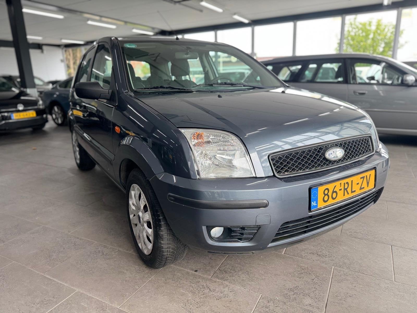 Ford Fusion 1.6-16V Trend 5-deurs elektrische pakket 160dzkm, Auto's, Voorwielaandrijving, 1596 cc, Gebruikt, Origineel Nederlands