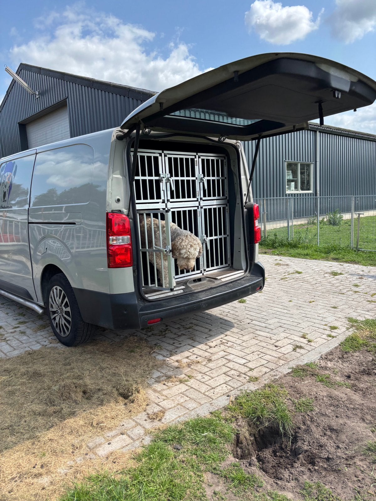 HUS Bus inrichting!, Ophalen, Zo goed als nieuw