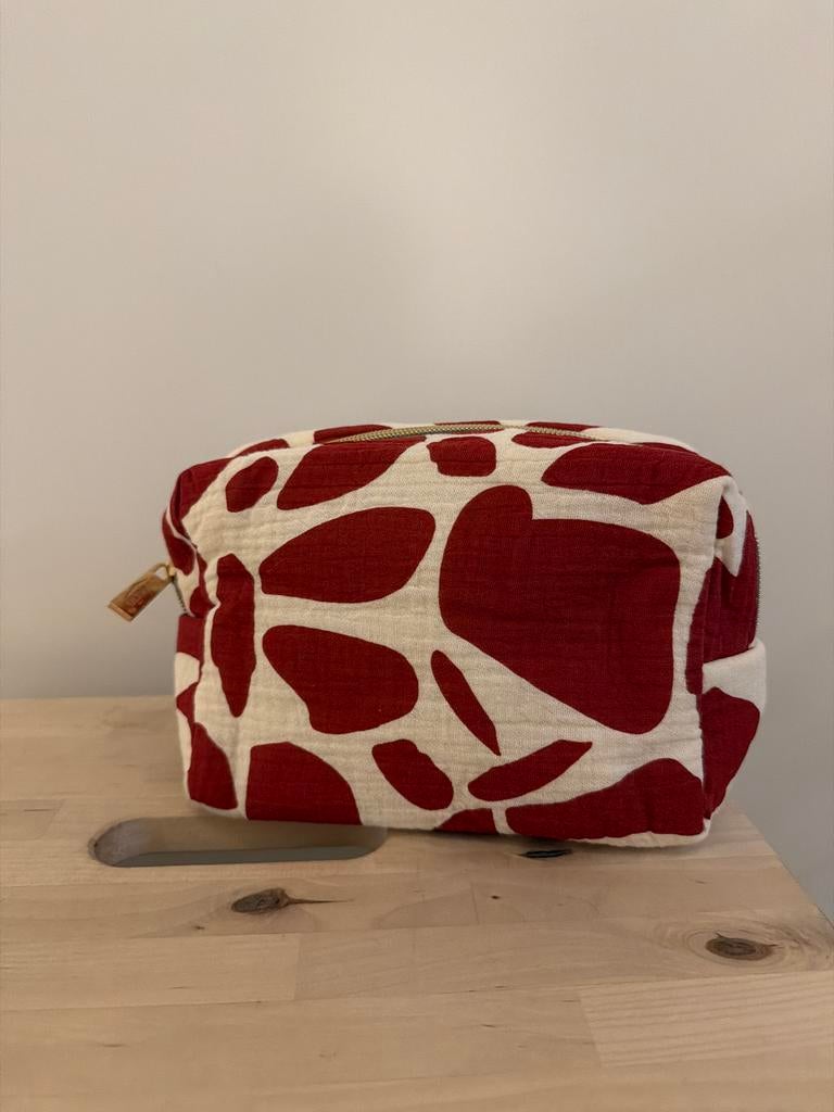 Eucerin Gevlekte Toilettas - Nieuw & Ongebruikt (12x20 cm), Ophalen of Verzenden, Nieuw, Rood, Heer of Dame