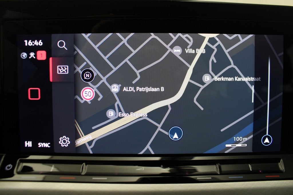 Volkswagen Golf Variant 1.0 TSI Life |Navi|Camera|, Auto's, Stof, Gebruikt, Automatische klimaatregeling, Zwart