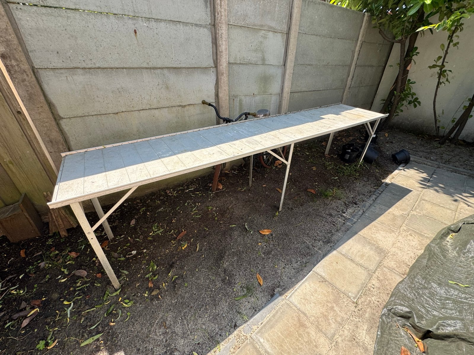 Praktische metalen tafel voor moestuin of broeikas, Ophalen, Gebruikt, Rechthoekig, Overige materialen