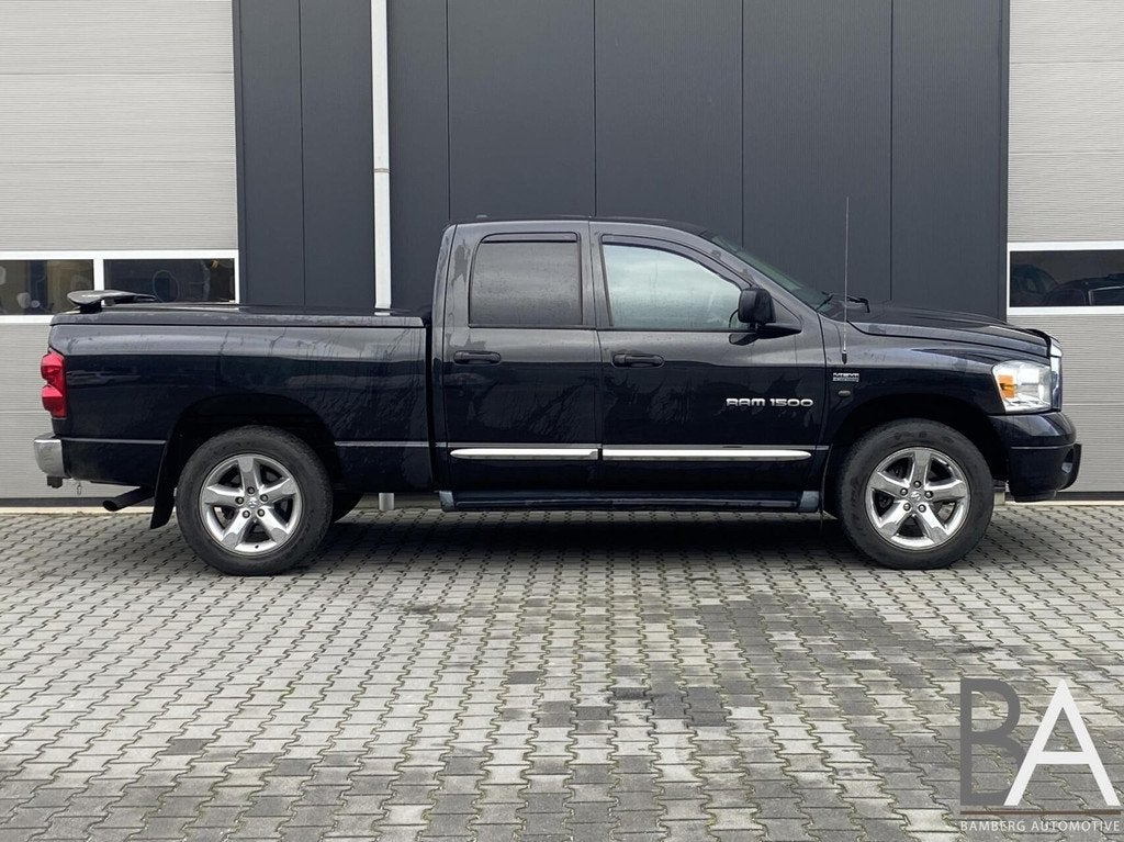 Dodge Ram 1500 4X4 5.7 V8 4x4 LPG|pano|leder|stoelverwarming, Automaat, Stoelverwarming, 450 kg, Gebruikt
