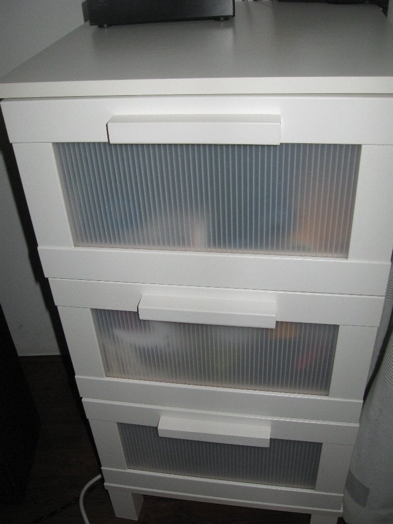 wit kasje met 3 lades, Huis en Inrichting, Kasten | Ladekasten, Ophalen, Minder dan 50 cm, Zo goed als nieuw, 3 of 4 laden