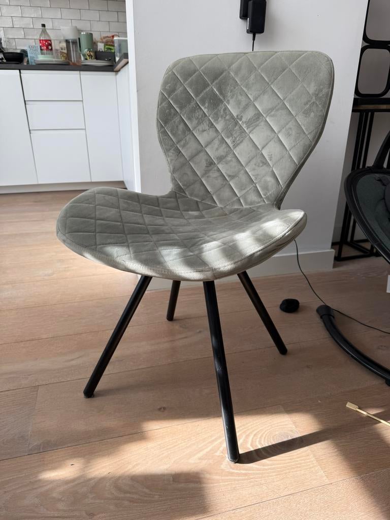 2 stuks groen/grijze eettafelstoelen, Ophalen, Twee, Overige kleuren, Zo goed als nieuw