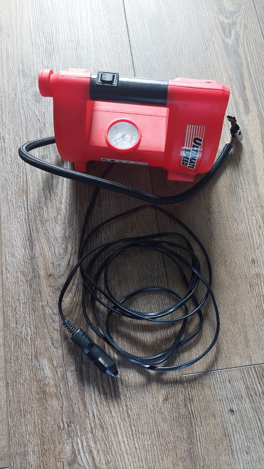 auto compressor voor banden Ballen luchtbedden e.d, Ophalen