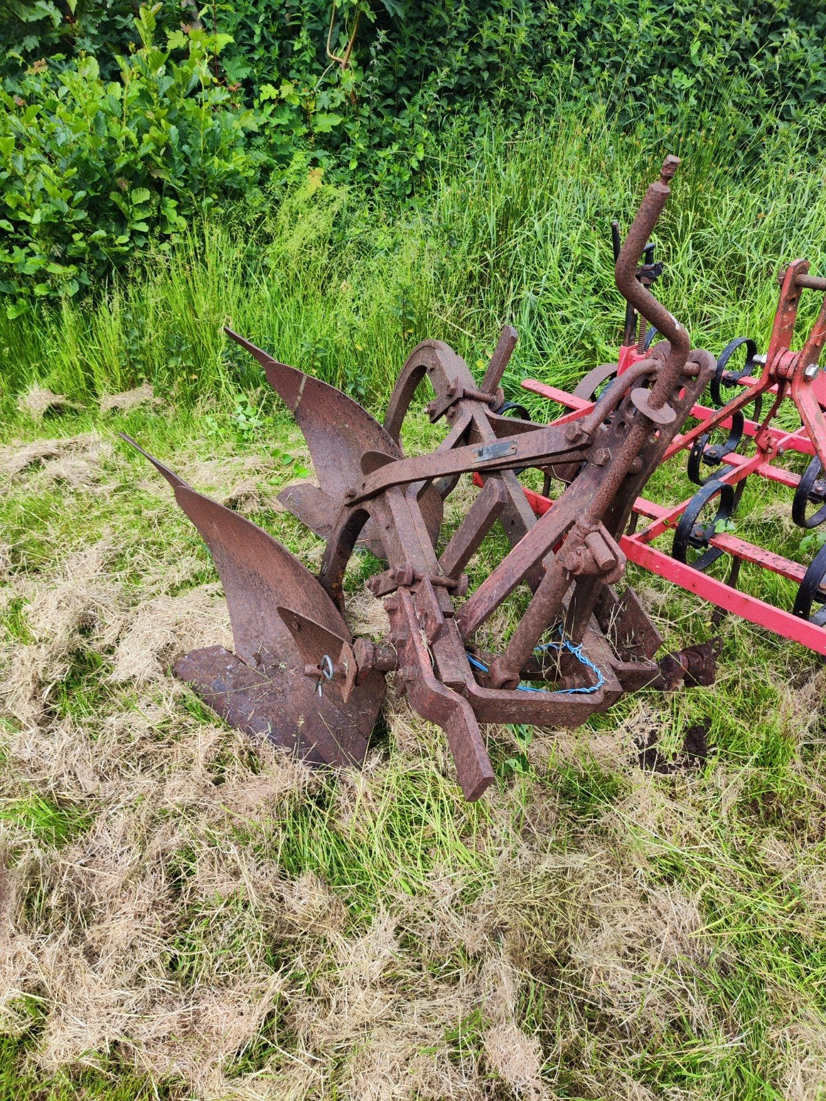 Fraugde 2-scharige ploeg, Ophalen