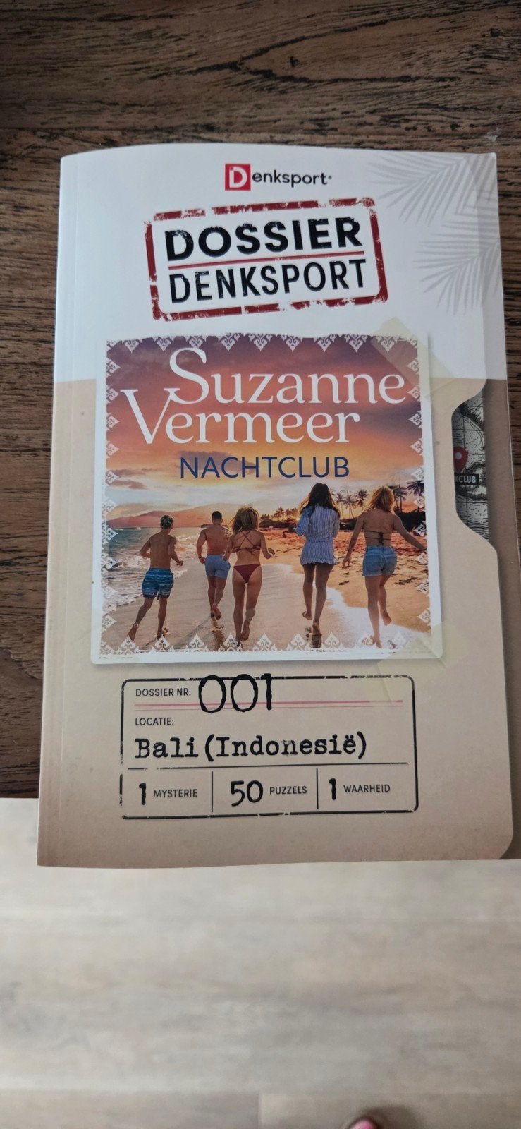 Denksport Dossier Suzanne Vermeer Nachtclub Bali, Ophalen, Zo goed als nieuw, Puzzelboek