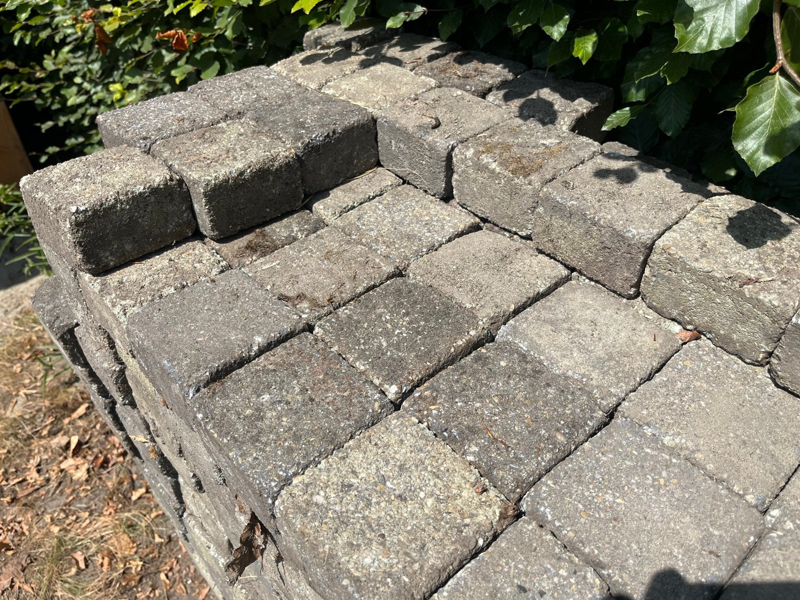 GRATIS 10m2 gebruikte betonklinkers voor tuin of oprit, Ophalen, Gebruikt, Klinkers, 10 m² of meer