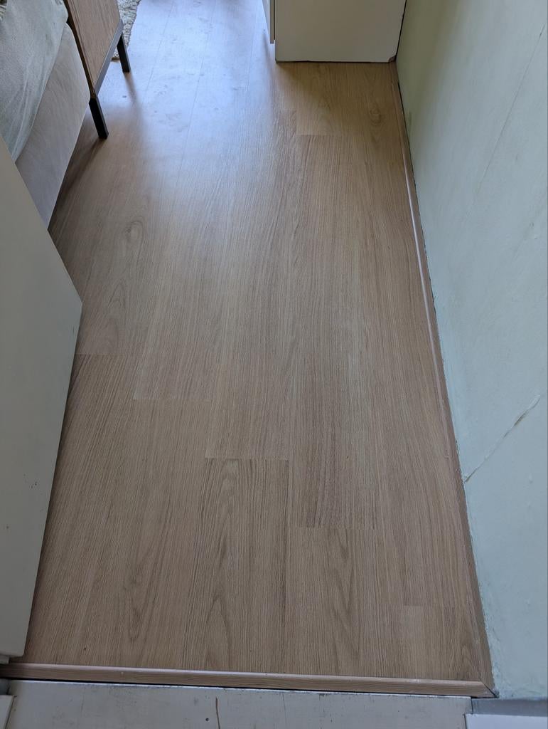 Laminaatvloer, ca. 12 m2 - zelf verwijderen, gratis, Doe-het-zelf en Verbouw, Vloerdelen en Plavuizen, Ophalen, Gebruikt, 50 tot 150 cm
