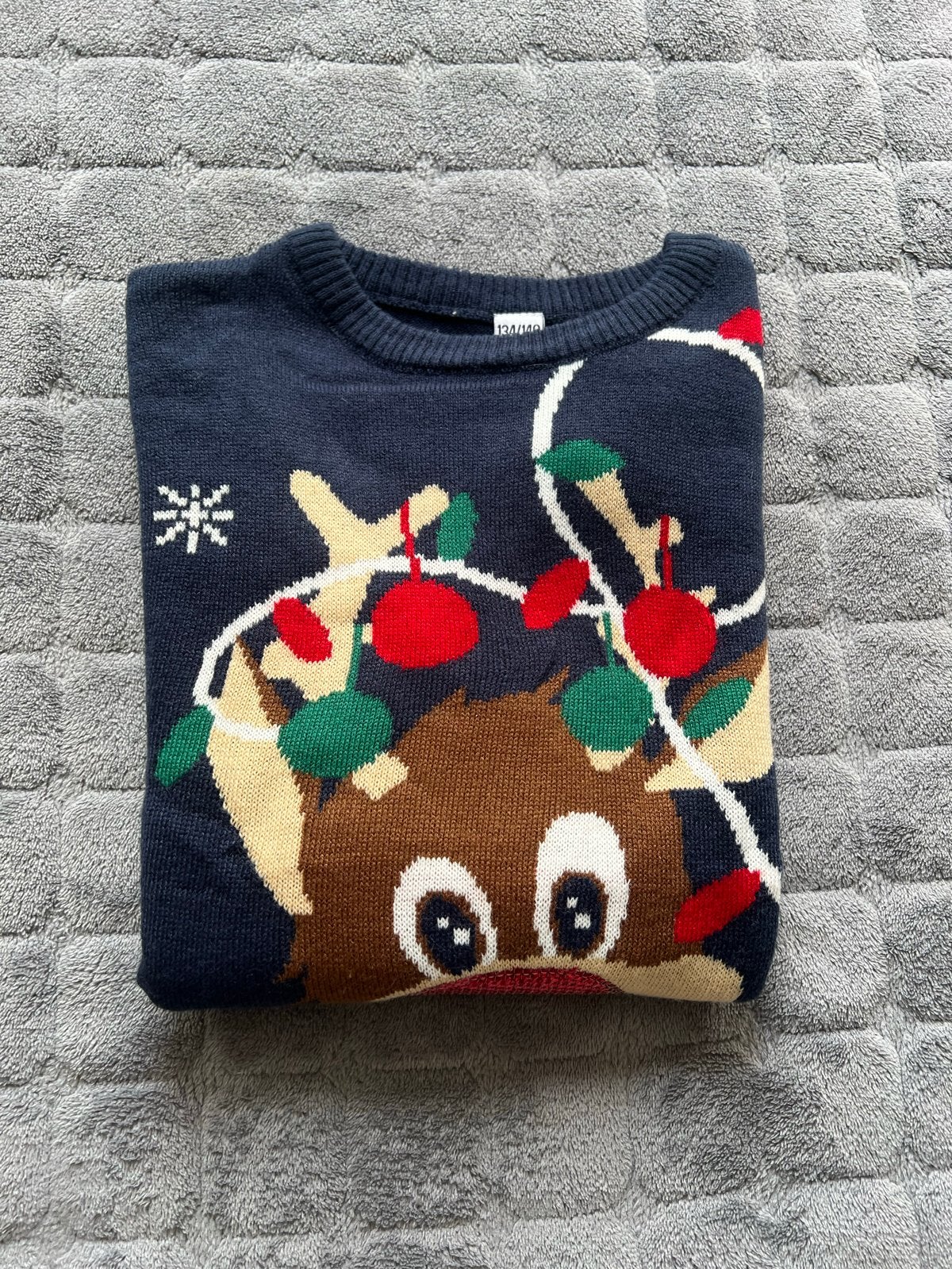 NIEUW, leuke unisex kinder kersttrui met rendier, mt 134/140, Ophalen of Verzenden, Gebruikt, Jongen of Meisje, Trui of Vest