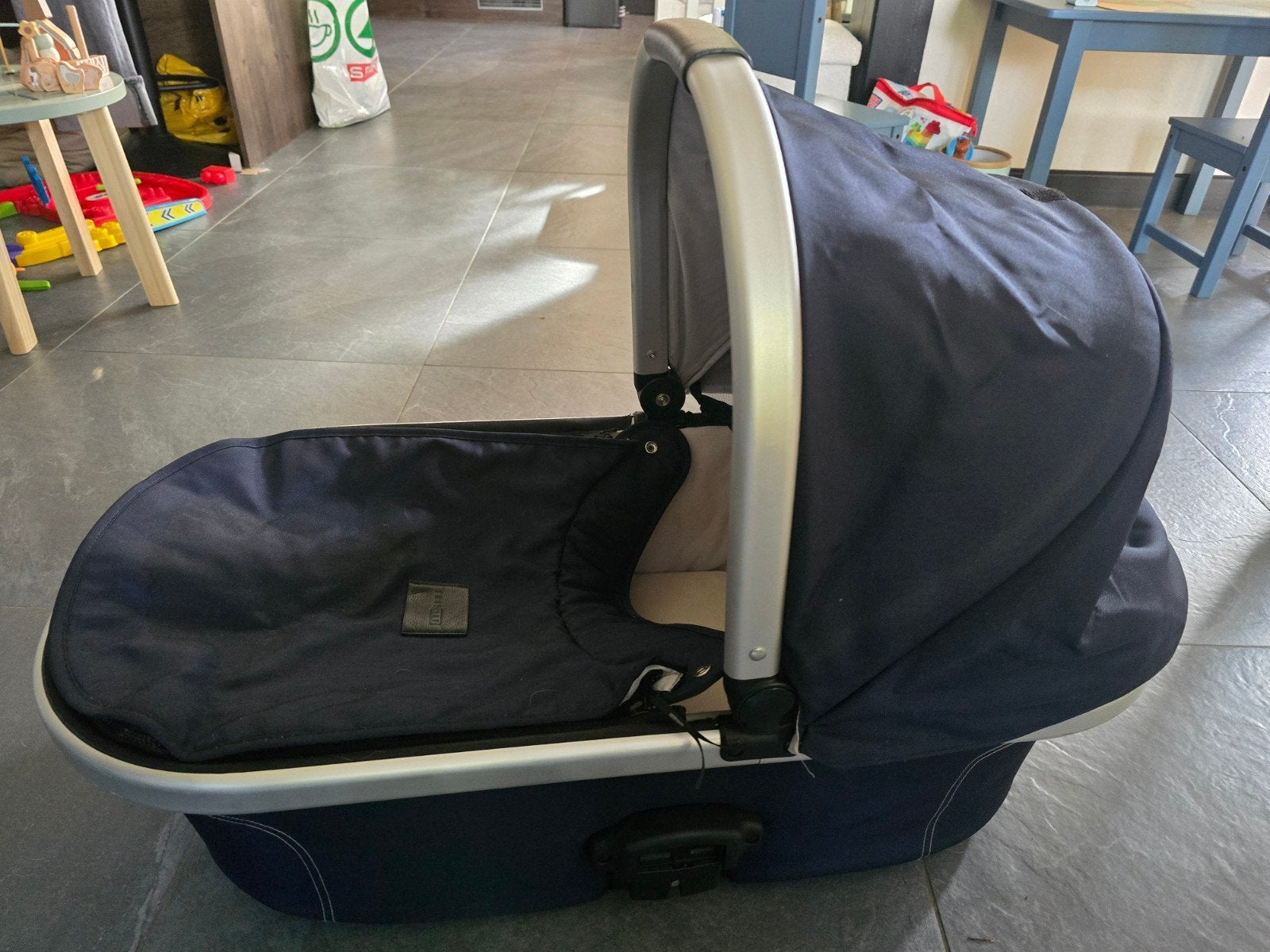 Mutsy Transit Kinderwagen met reiswieg - Goede staat, Ophalen, Gebruikt, Combiwagen, Met reiswieg