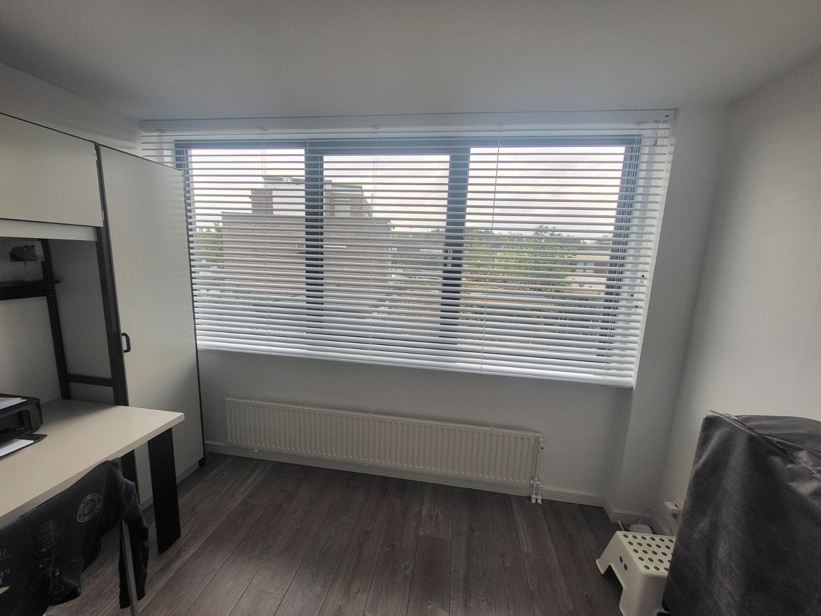Luxaflex witte aluminium jaloezieën 324x155 cm, Ophalen, Wit, Zo goed als nieuw, 200 cm of meer