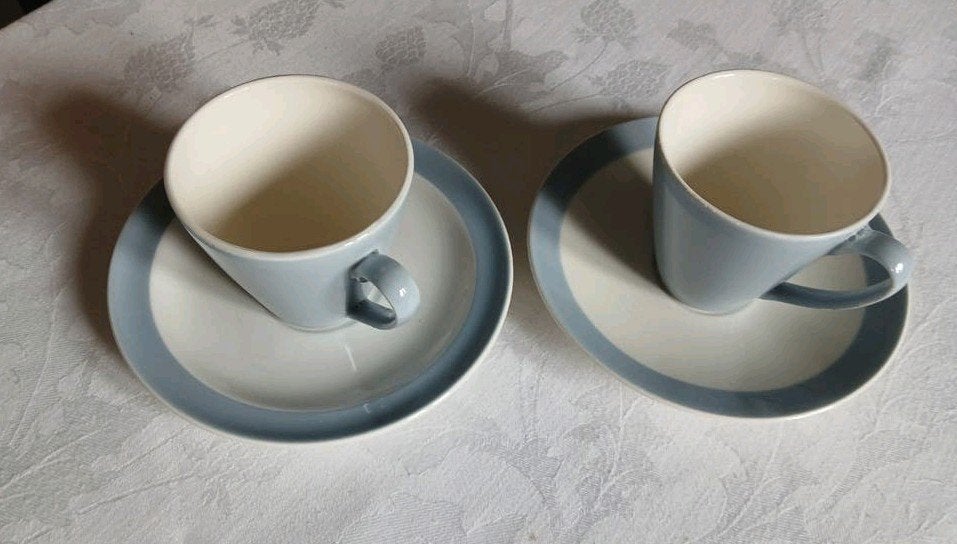 Pastel grijze kop en schotels (2x) Societe Ceramique, Antiek en Kunst, Antiek | Servies los, Ophalen of Verzenden