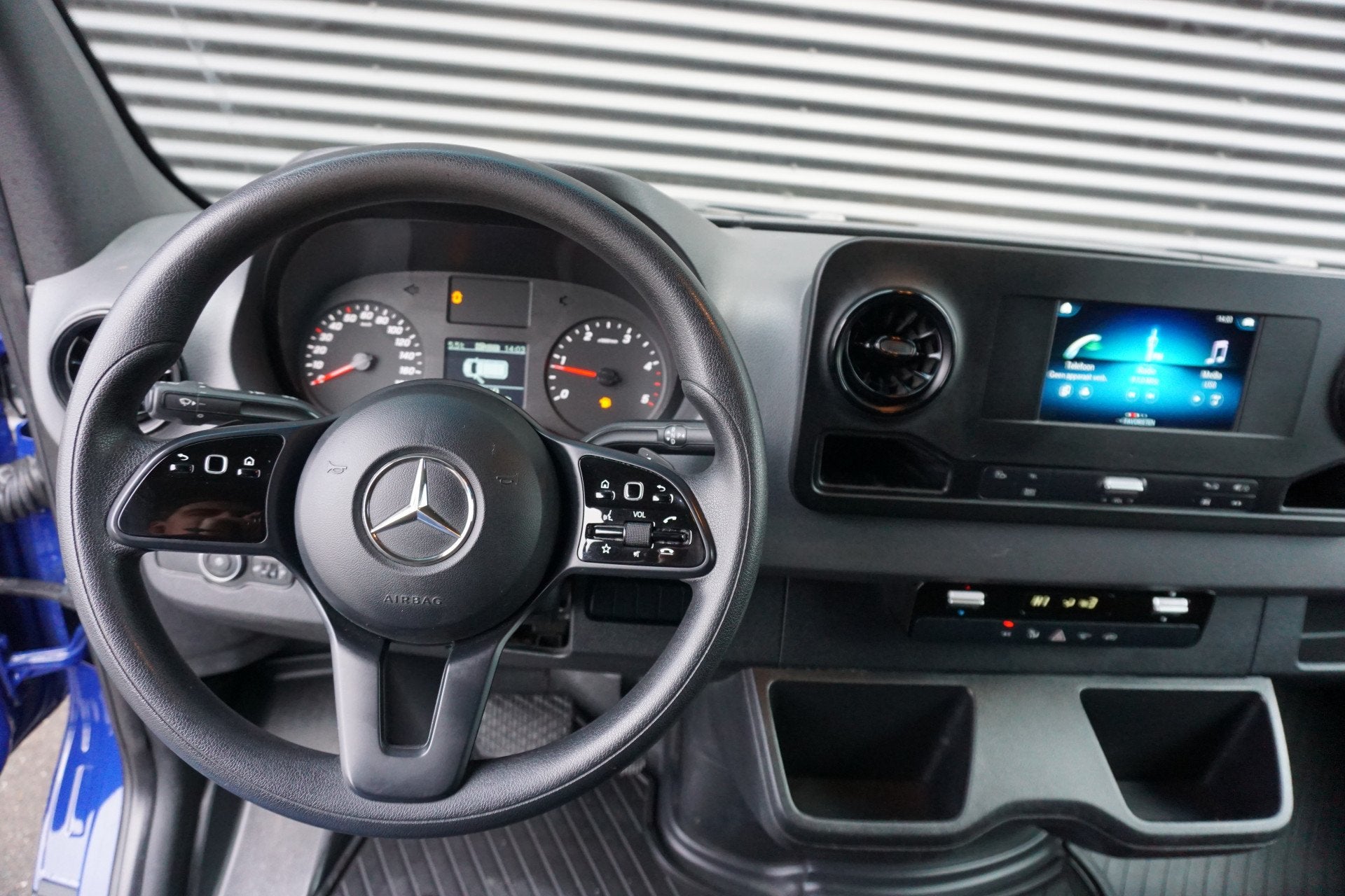 Mercedes-Benz Sprinter 516 160pk Automaat 3500kg L2H2 Dubbel, Auto's, Gebruikt, Zwart, 4 cilinders, Blauw