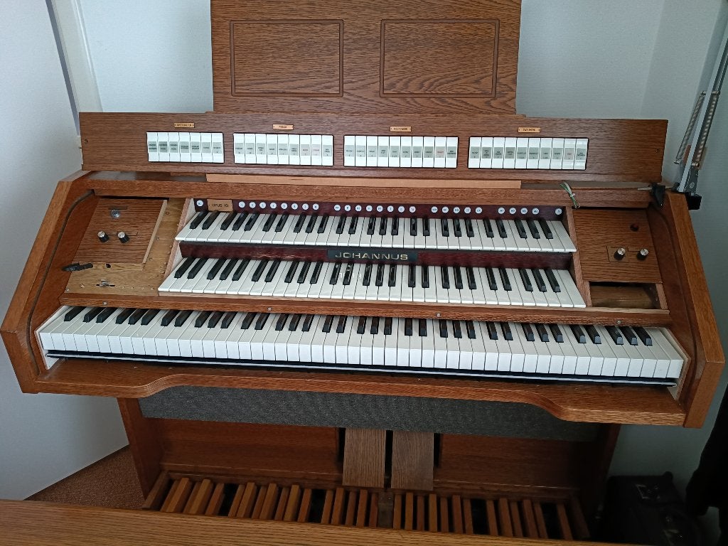 Johannus opus 10 met ingebouwde Yamaha P-95B, Ophalen, Gebruikt, 2 klavieren, Orgel