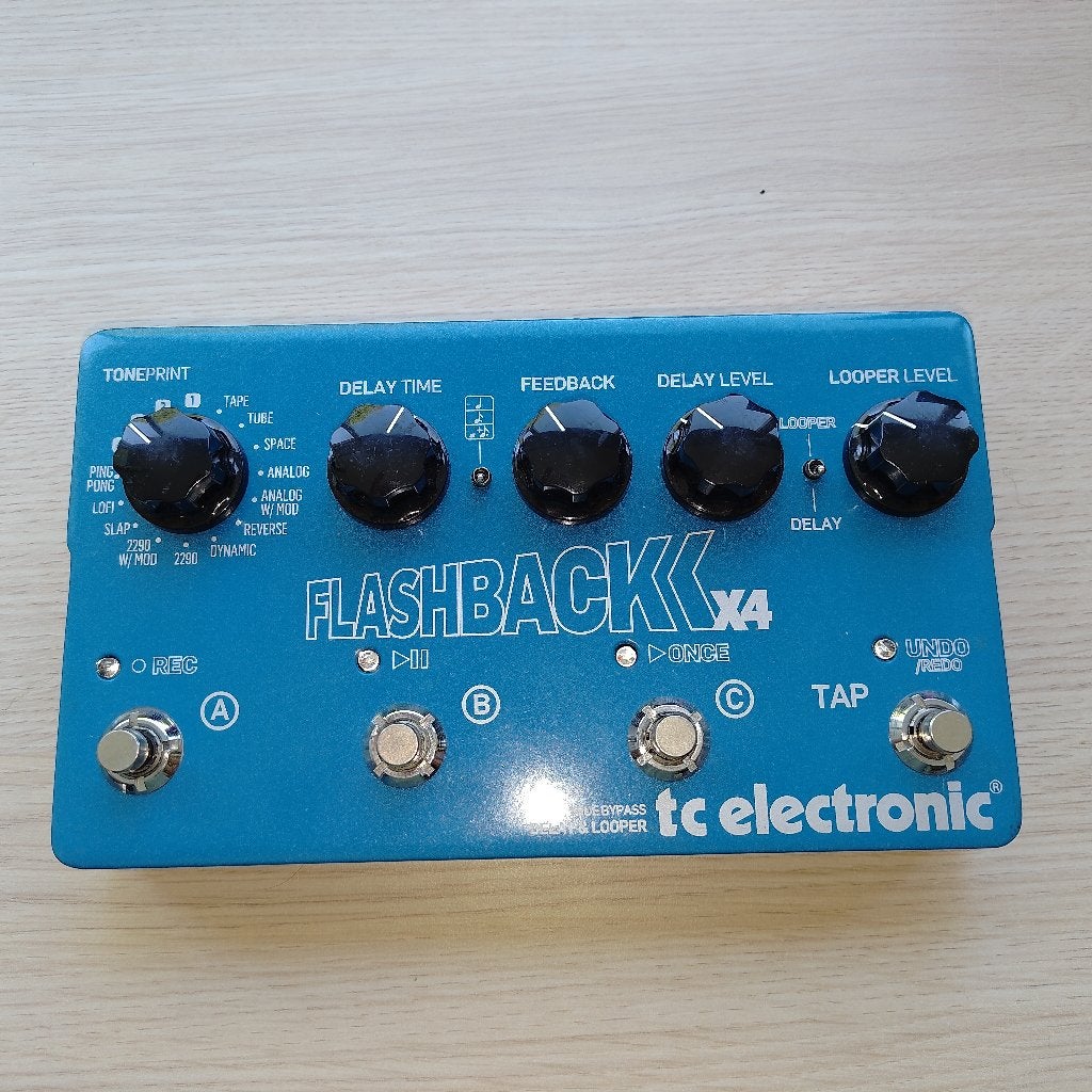 TC Electronic Flashback X4 delay en looper, Ophalen of Verzenden, Gebruikt, Delay of Echo