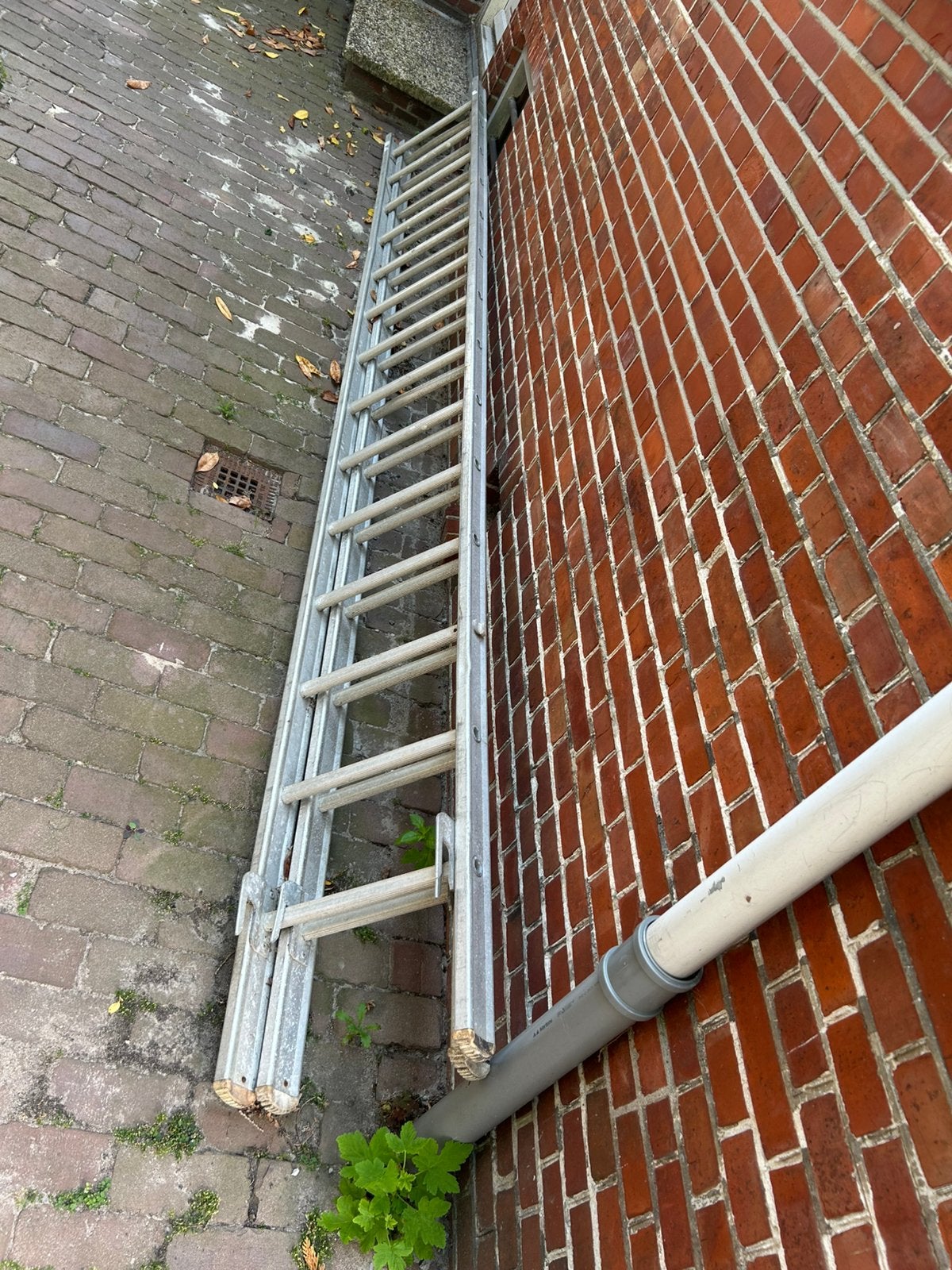 Aluminium ladder 2x 14 sporten, Ophalen, Gebruikt, Ladder, Opvouwbaar of Inschuifbaar