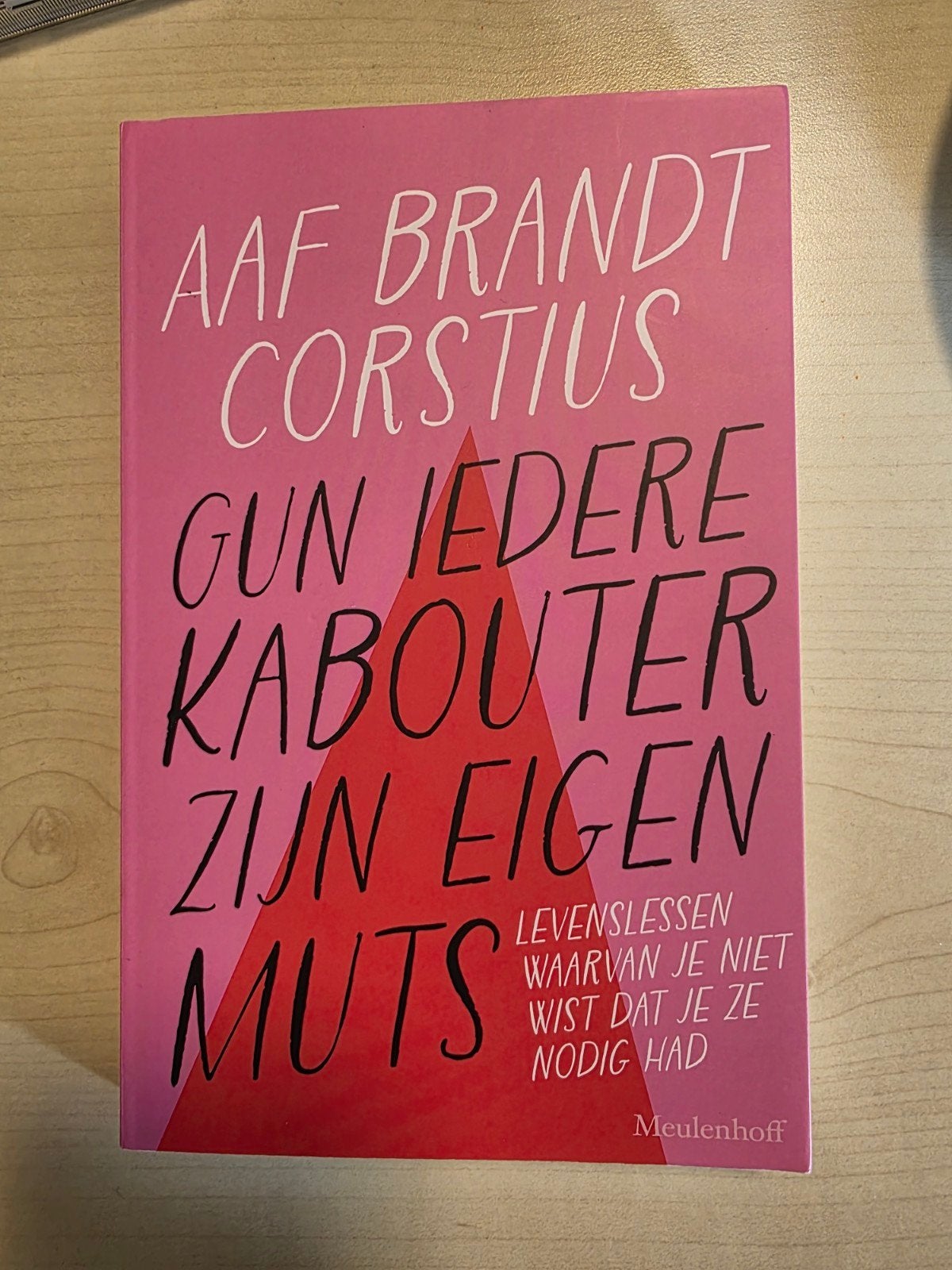 Gun iedere kabouter zijn eigen muts - Aaf Brandt Corstius, Ophalen of Verzenden
