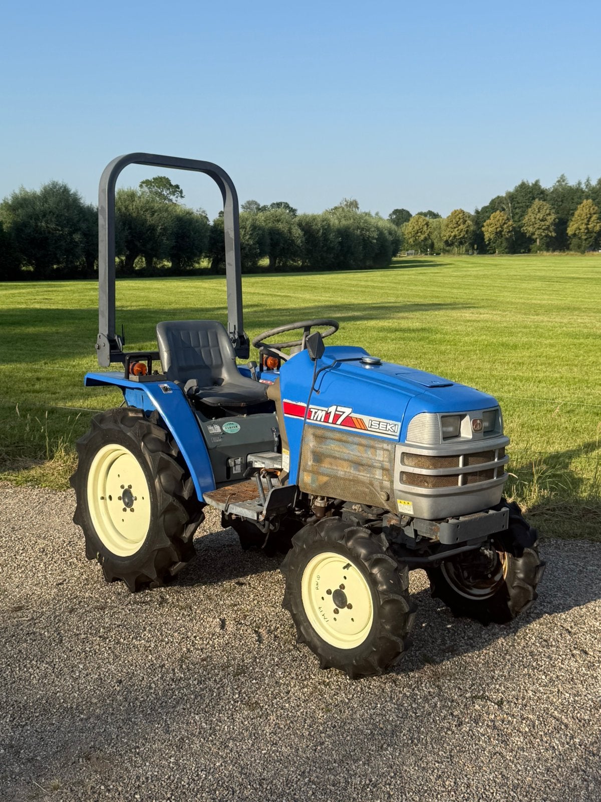 Iseki TM17 trekker tractor 4WD 3 Cilinder Diesel, Tuin en Terras, Zitmaaiers, Ophalen, Gebruikt, 120 cm of meer