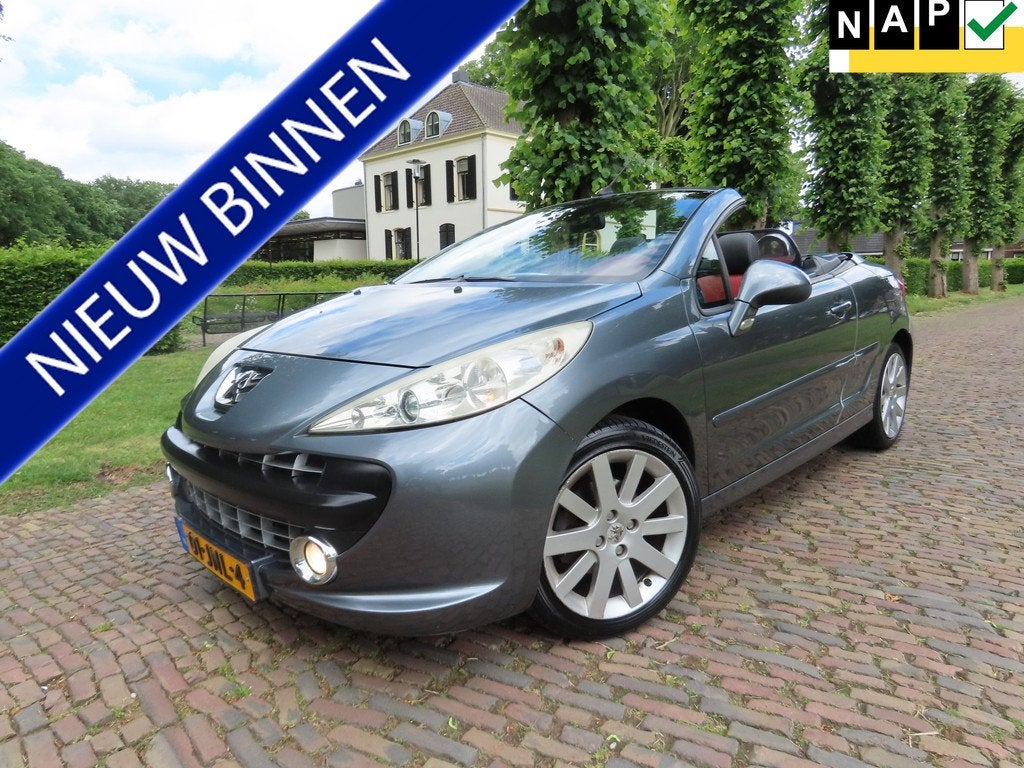 Peugeot 207 CC 1.6-16V T Sport 150 PK! Leer ECC Navigatie Wi, Voorwielaandrijving, Gebruikt, 4 cilinders, 4 stoelen