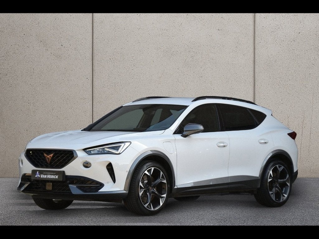 CUPRA Formentor 1.4 e-Hybrid VZ Performance 245PK | Navigati, Auto's, Cupra, Gebruikt, Zwart, 4 cilinders, Formentor