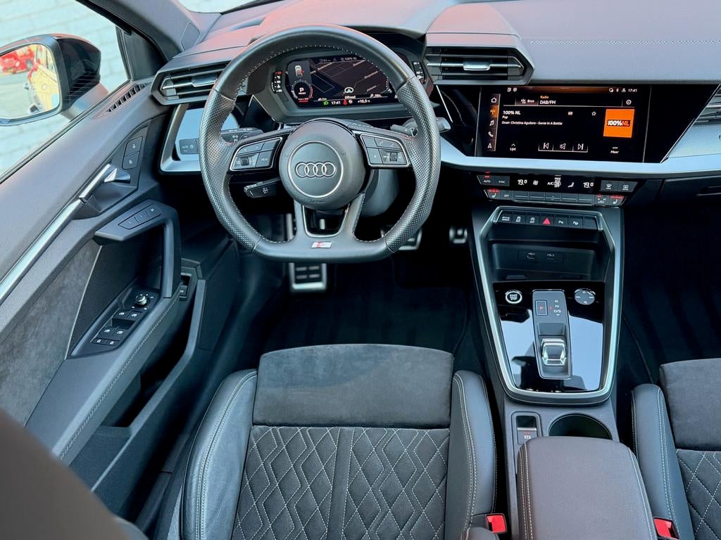 Audi A3 SPORTBACK 35 TFSI edition one 19"RS RS-Stoelen Camer, 4 cilinders, 150 pk, Blauw, Bedrijf
