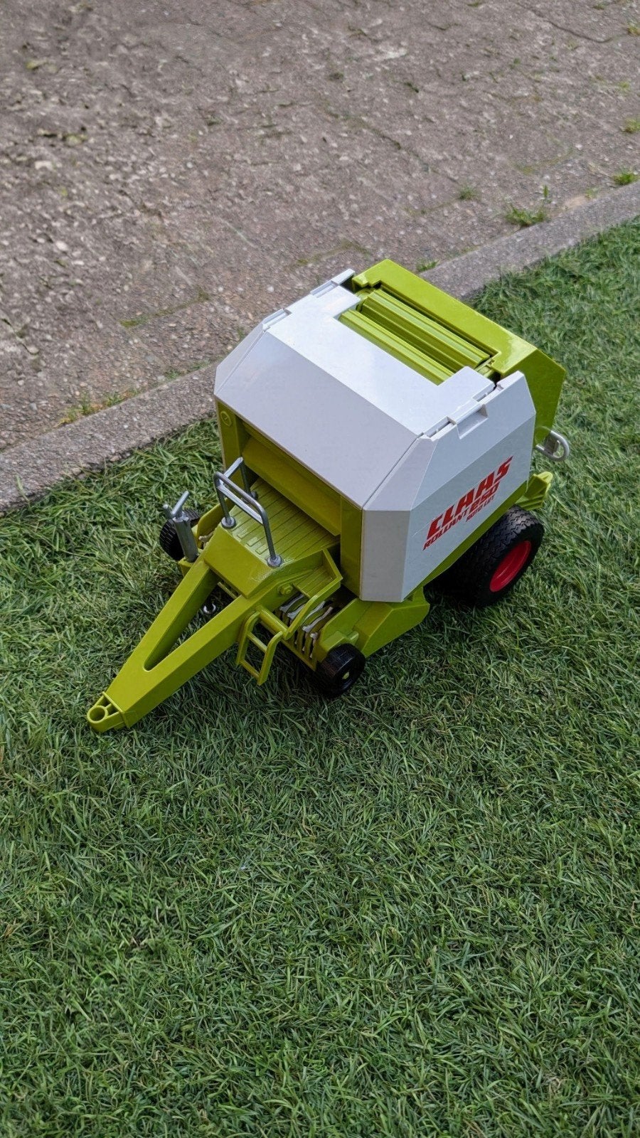 Bruder Claas Rollant 250 rondebalenpers, Ophalen of Verzenden, Zo goed als nieuw