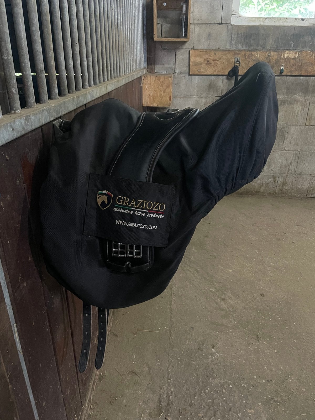 Graziozo zadel en een harrys horse zadel, Ophalen, Zo goed als nieuw, Dressuur