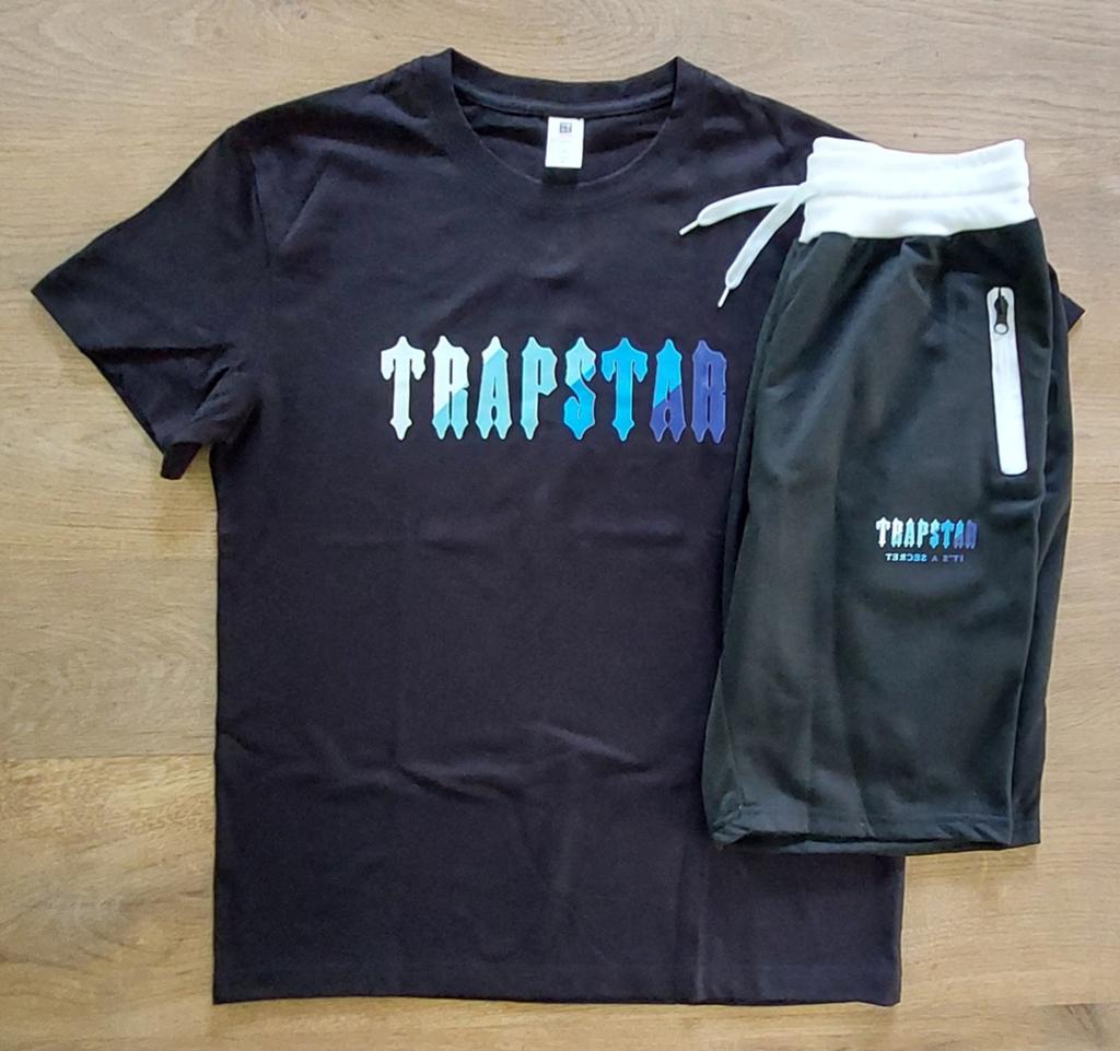 Trapstar T-shirt en korte broek set, Maat 48/50 (M), Zwart, Nieuw, Ophalen of Verzenden