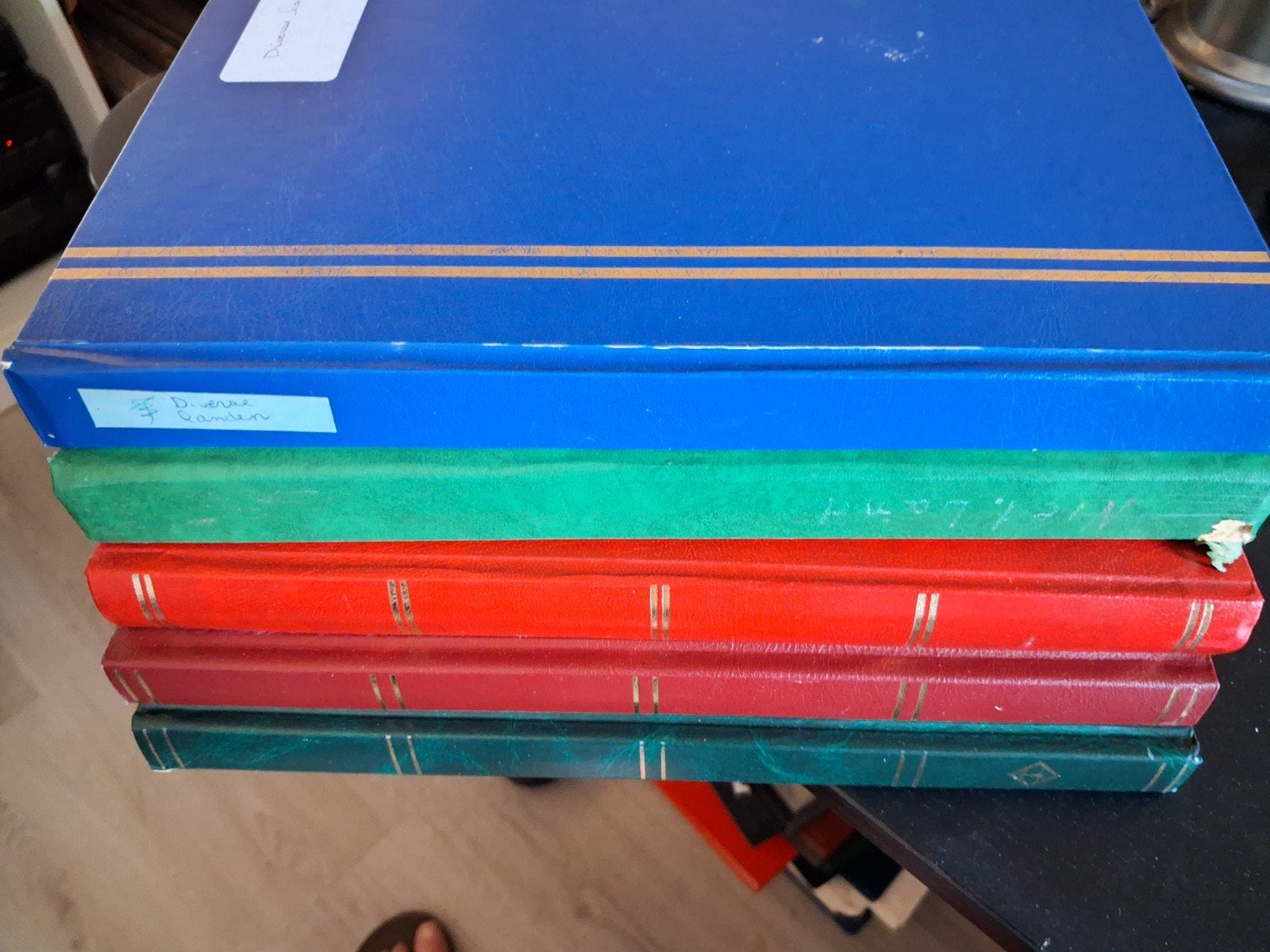Doos E met insteekalbums postzegels wereld, Ophalen of Verzenden, Buitenland