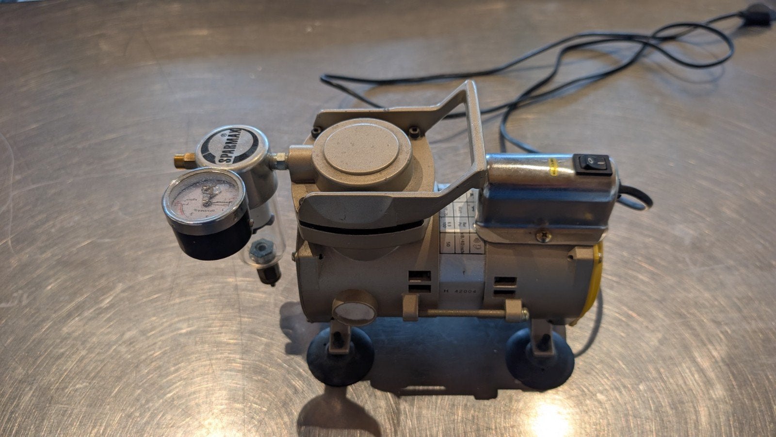 Sparmax Airbrush Compressor met Manometer, Ophalen of Verzenden, Gebruikt