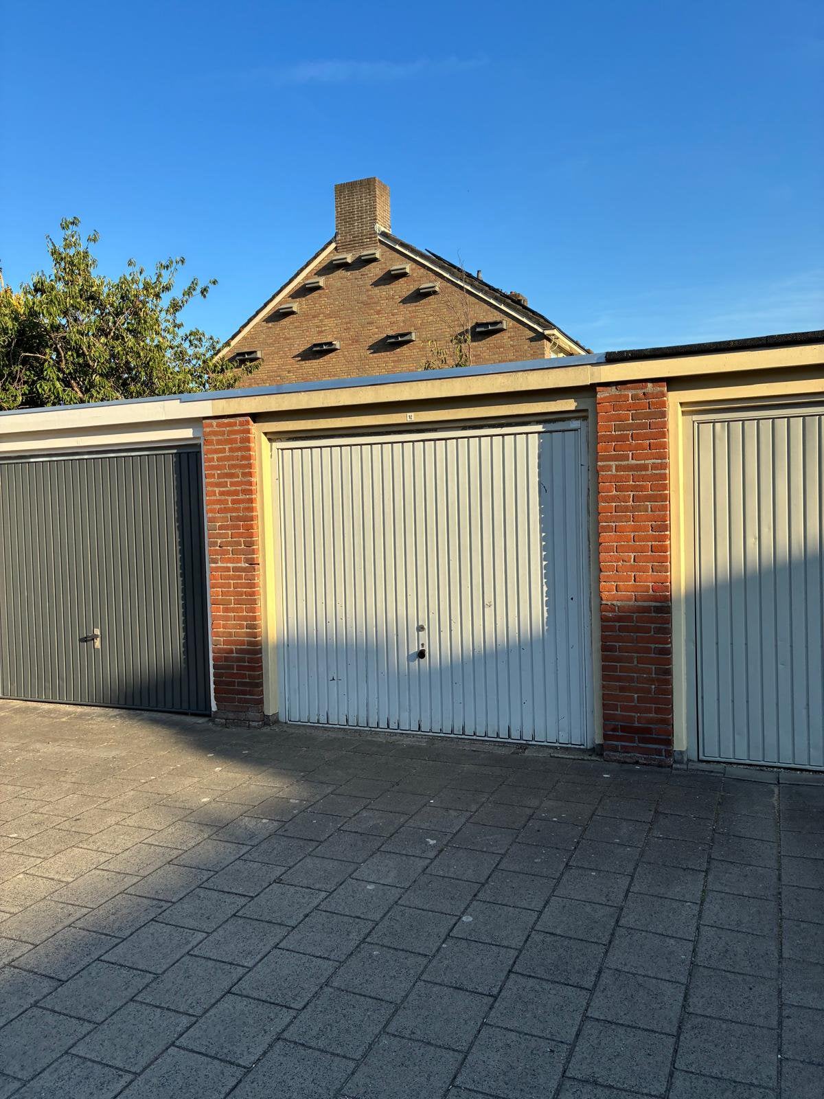 Nette garagebox te huur, Auto diversen
