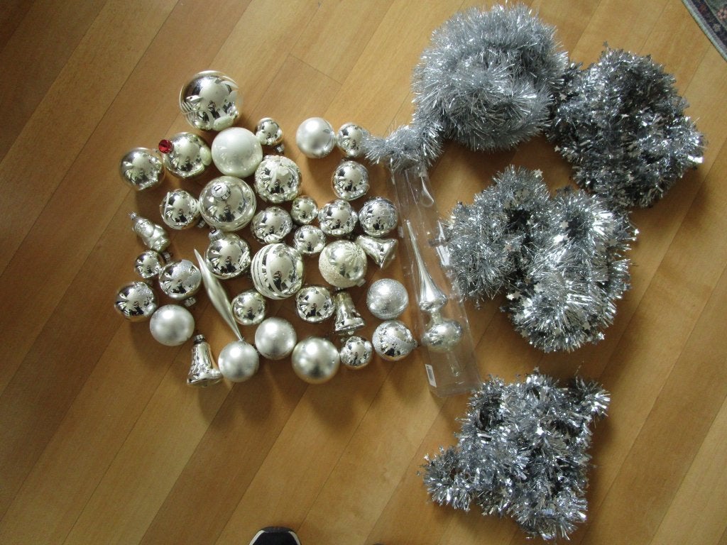 Zilverkleurige kerstboom versiering, Diversen, Ophalen of Verzenden, Zo goed als nieuw