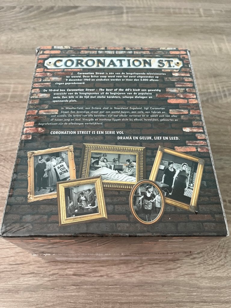 Dvd's Coronation Street - The best of 1960 - 1969 - NIEUW, Vanaf 6 jaar, Ophalen of Verzenden, Nieuw in verpakking, Drama