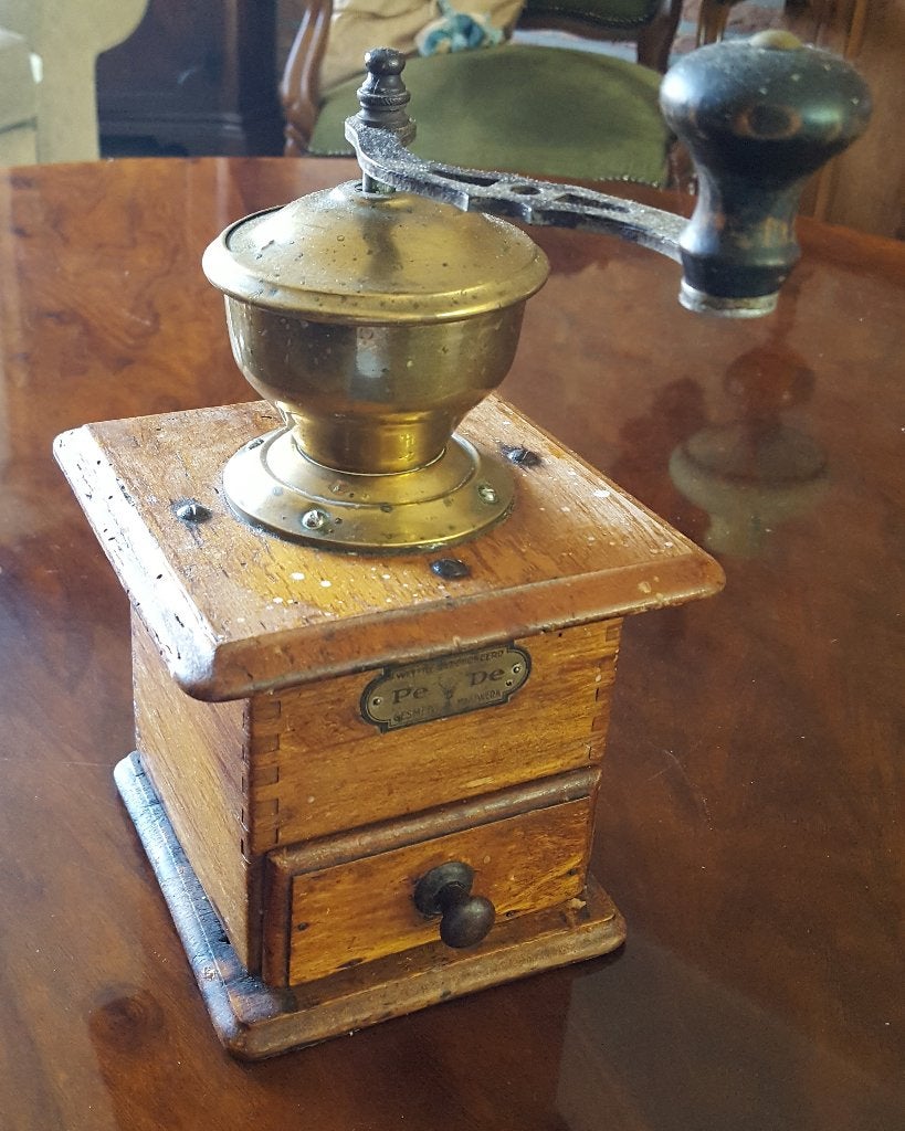Antieke PeDe Koffiemolen, Ophalen of Verzenden